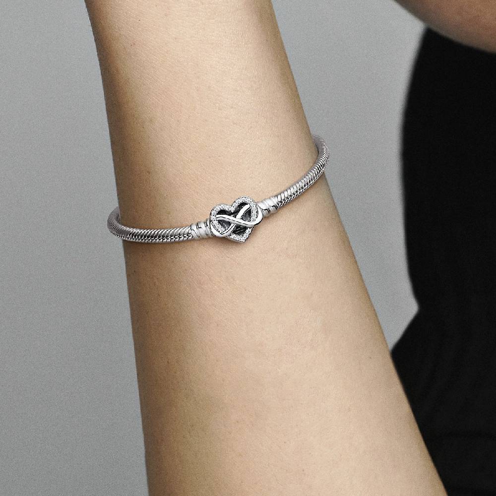 Pandora Armband Moments Nur noch ein Tag übrig