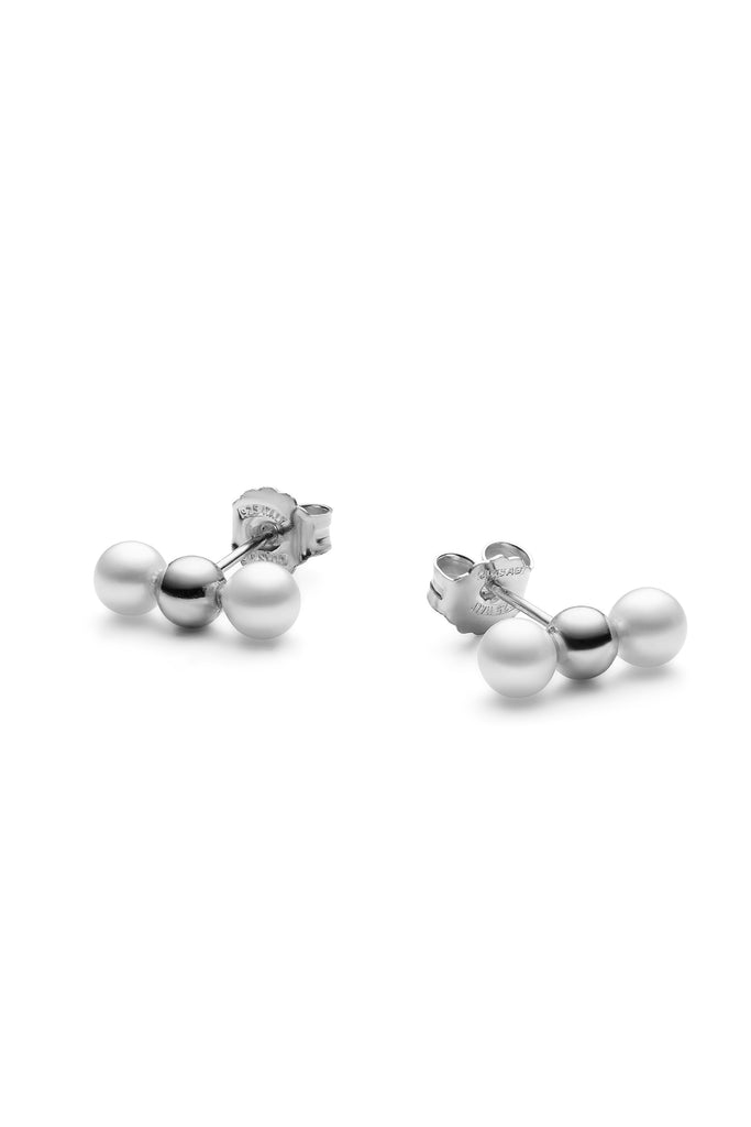 JUKSEREI POETRY EAR STUDS Letzte 3 Tage