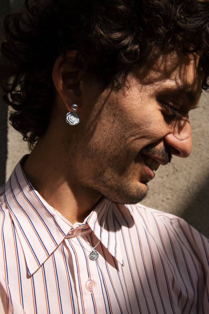 JUKSEREI ROSE NECKLACE Vierteljährliche Förderung