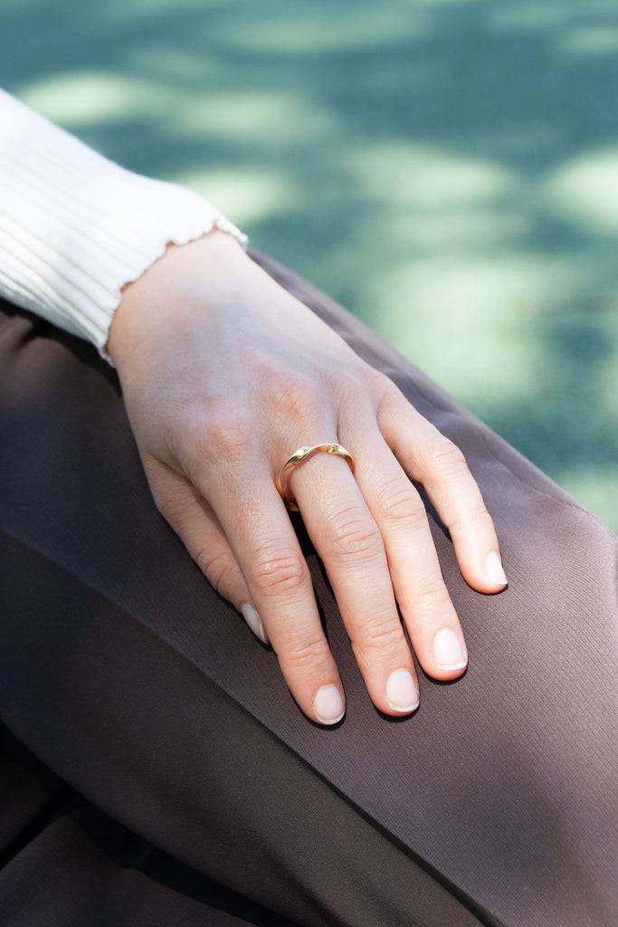 JUKSEREI SWIRL RING Zeitlich begrenztes Angebot