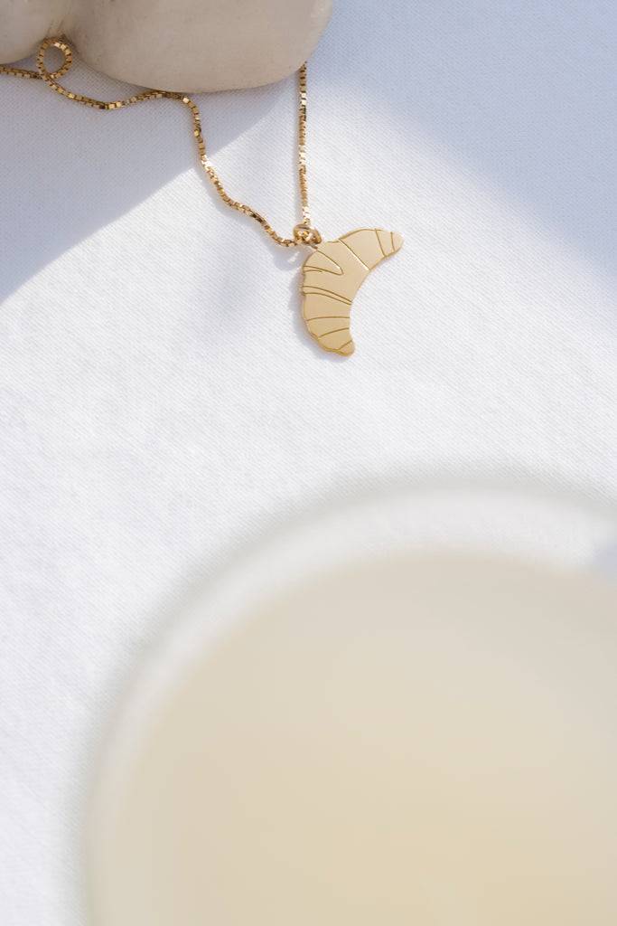 JUKSEREI CROISSANT NECKLACE Kostenlose Rückgabe