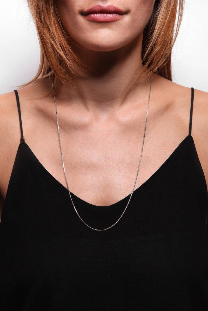 JUKSEREI SMOOTH NECKLACE Im Verkauf
