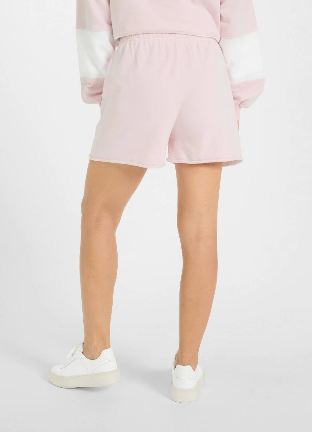 Juvia Shorts Zeitbegrenzte Promotion