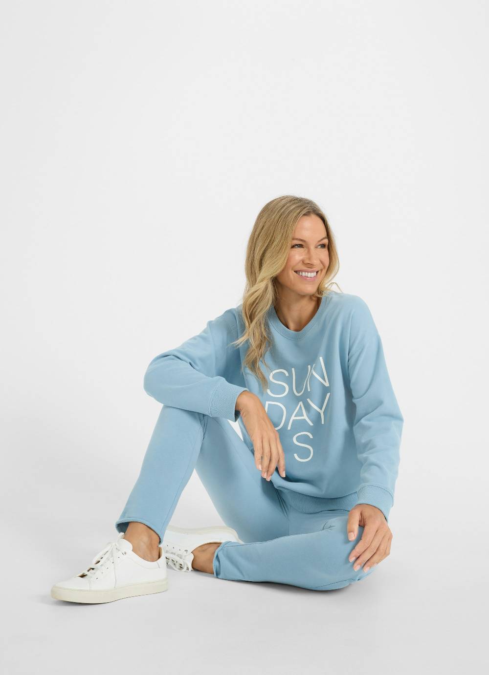 Juvia Sweatshirt 50% Rabatt mit kostenlosem Versand
