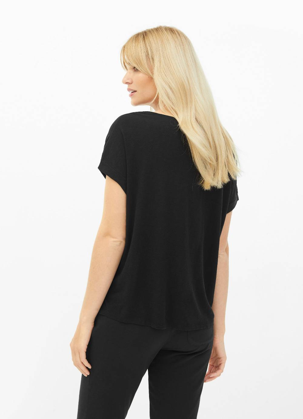 Juvia Boxy - T-Shirt Kauf eins, bekomm eins gratis
