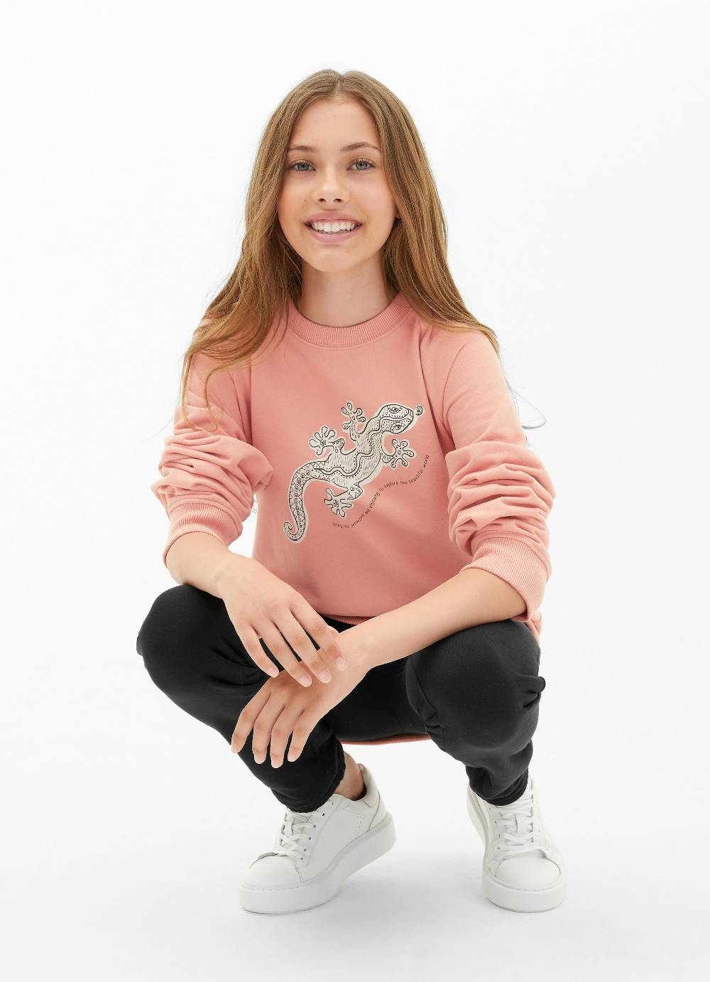Juvia Sweatshirt Begrenzt auf 3 Tage