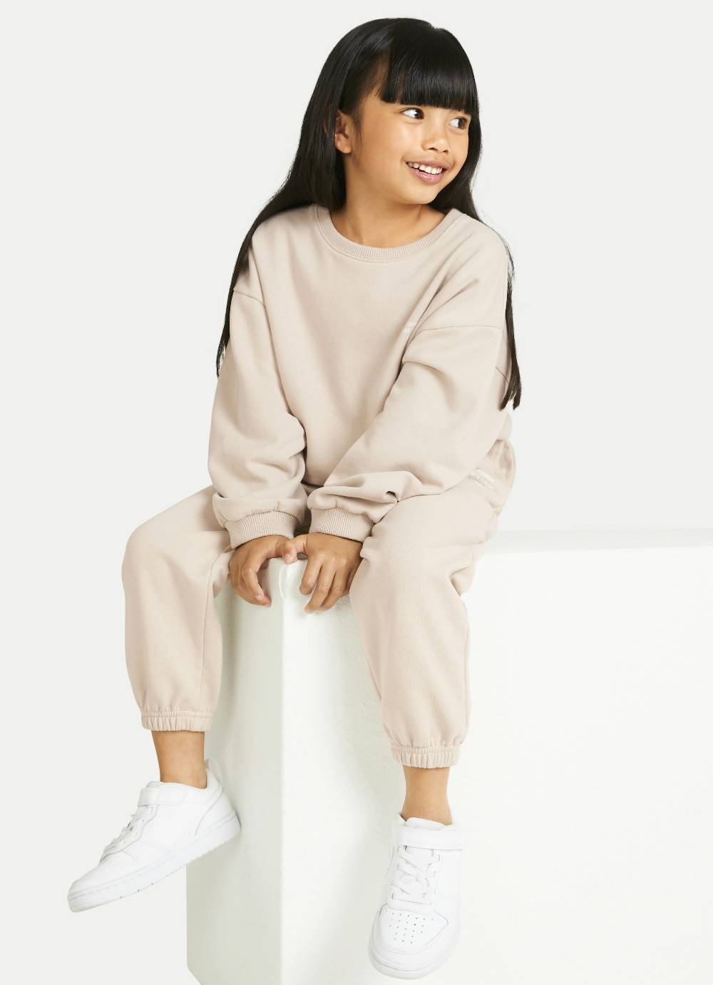 Juvia Loose Fit - Sweatpants Fabrikpreis