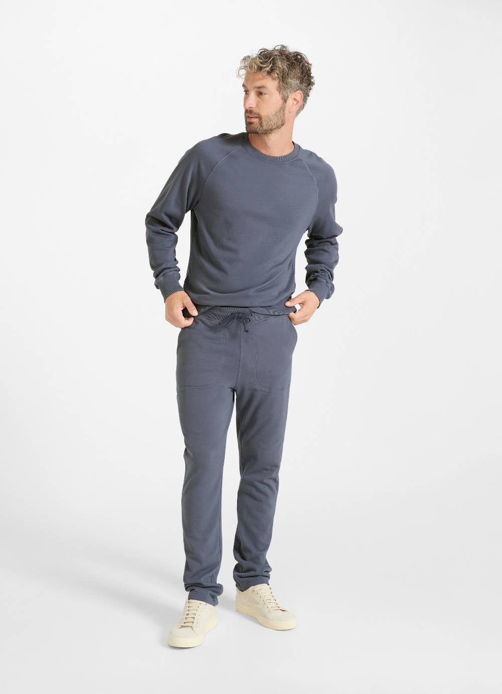 Juvia Regular Fit - Sweatpants Bis zu 65% Rabatt