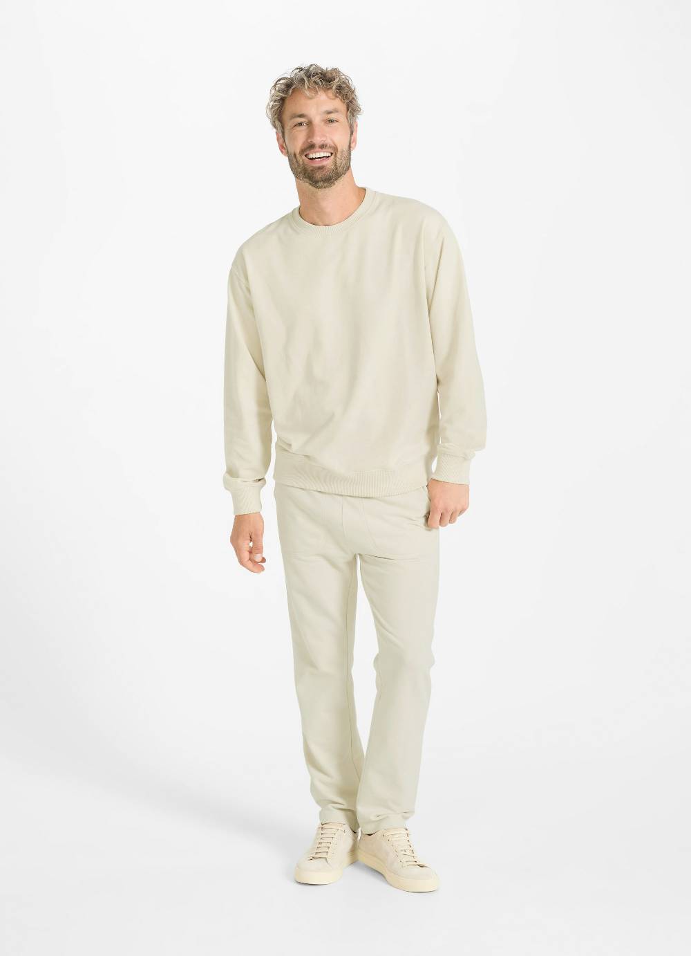 Juvia Regular Fit - Sweatpants Discount Store für neue Produkte