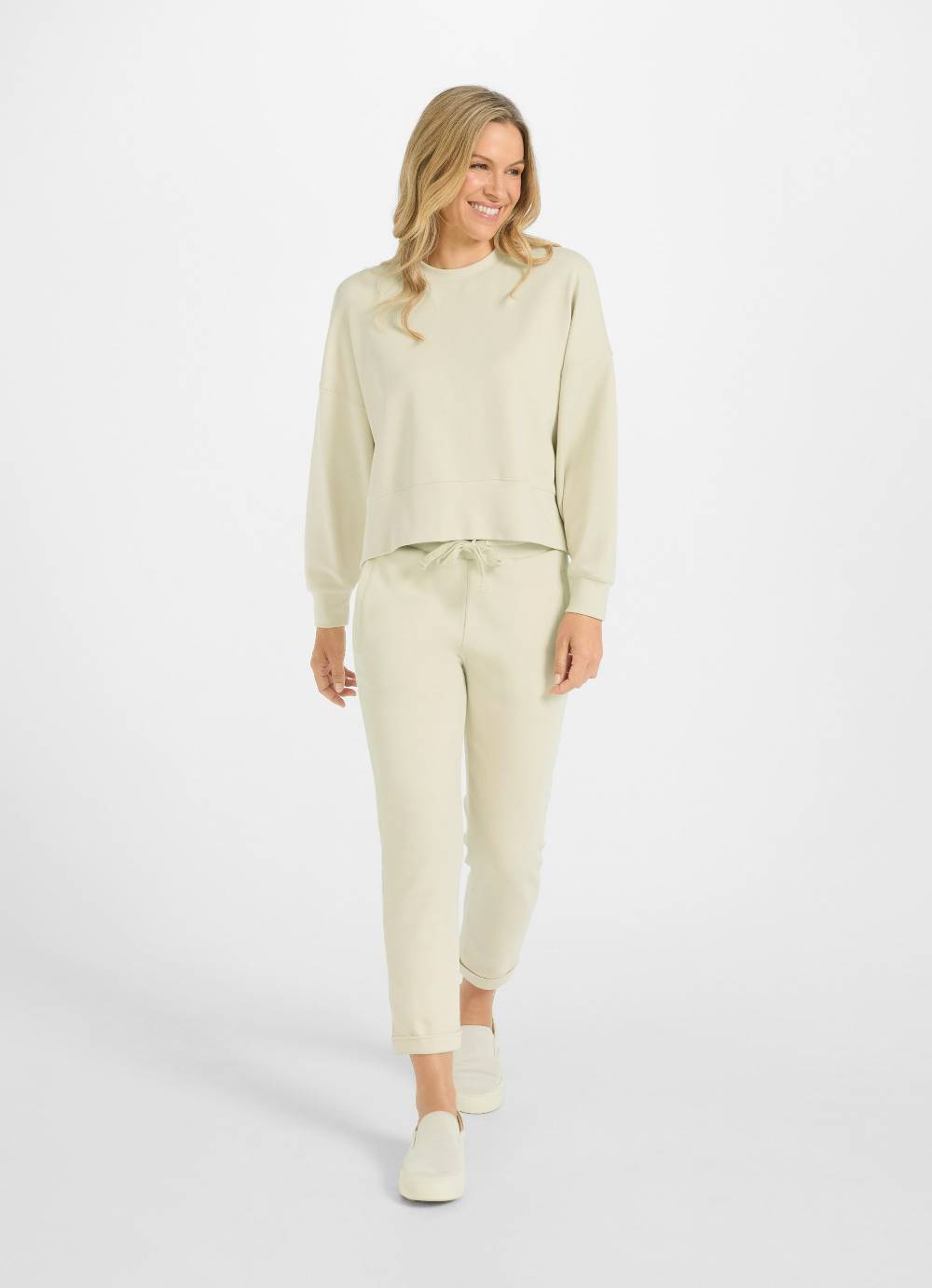 Juvia Casual Fit - Sweatpants Top Angebot