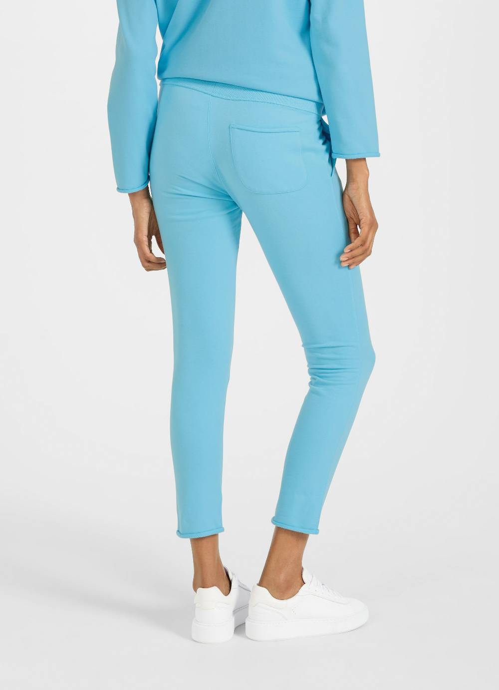 Juvia Slim Fit - Sweatpants Tiefpreis