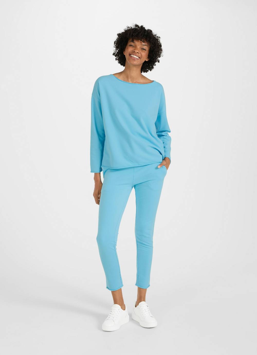 Juvia Slim Fit - Sweatpants Tiefpreis