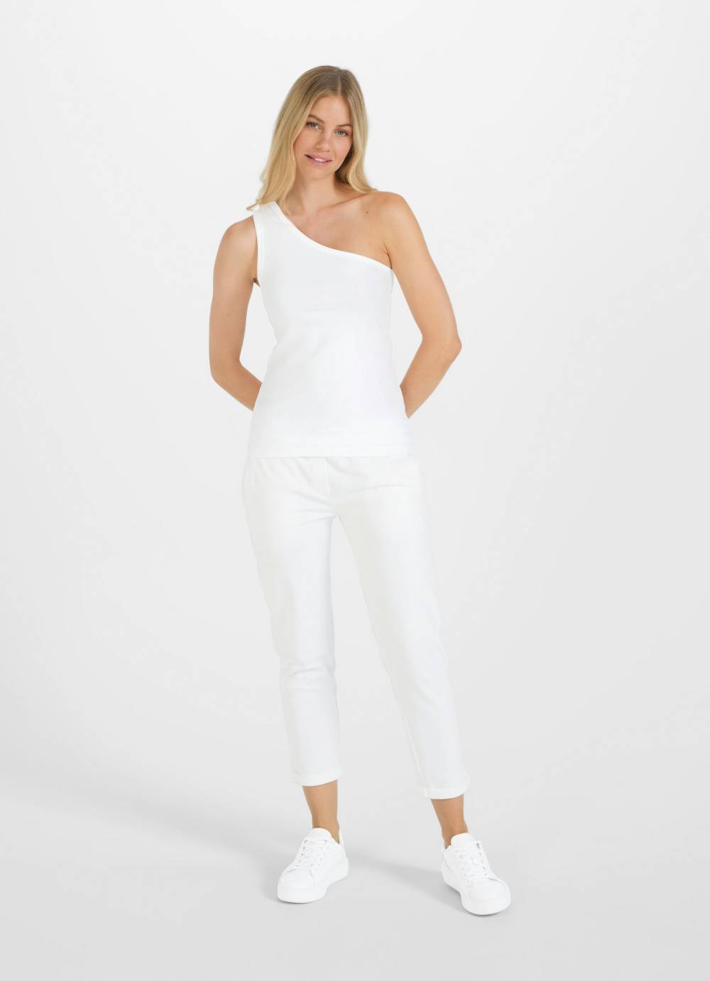 Juvia Asymmetrisches Top Bis zu 60% Rabatt