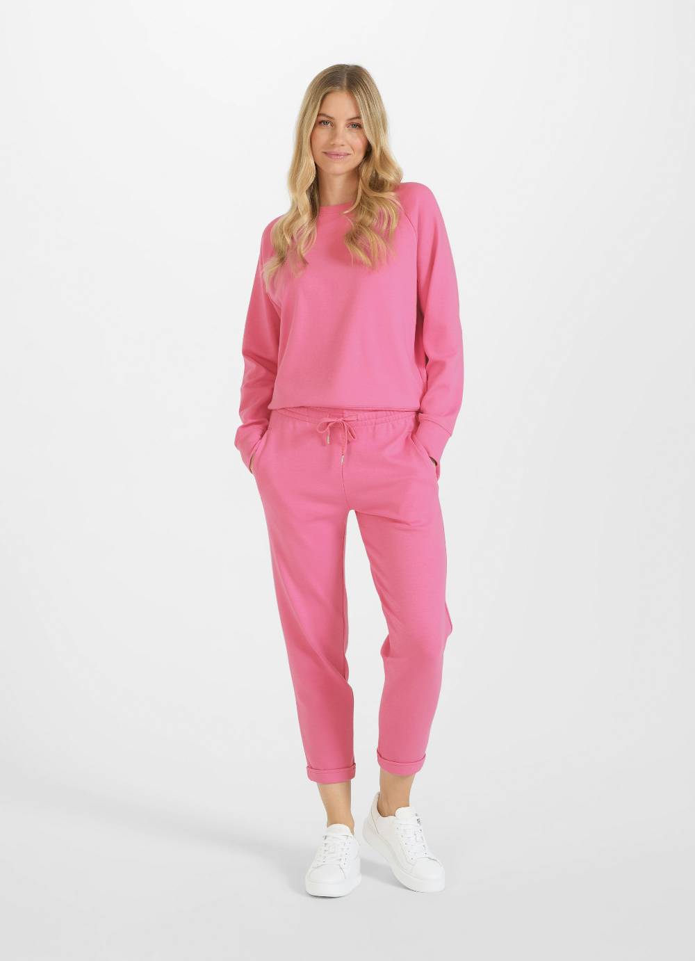 Juvia Casual Fit - Sweatpants