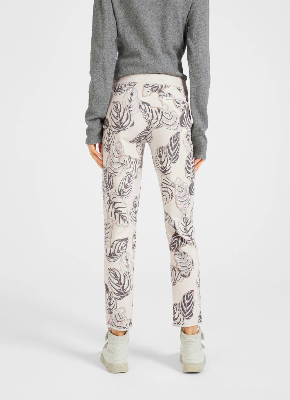 Juvia Slim Fit - Sweatpants Rabatt