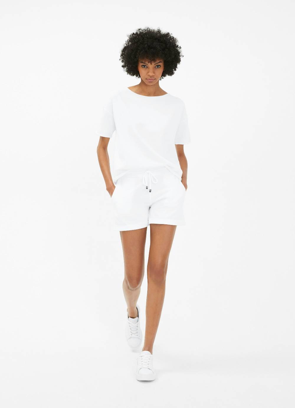 Juvia Oversized - Shirt Preisnachlass