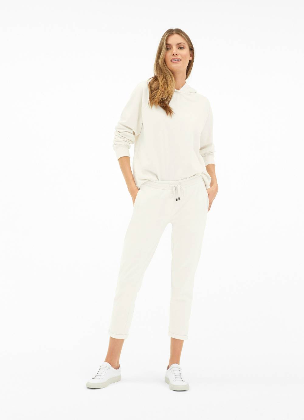 Juvia Casual Fit - Sweatpants Valentinstagsangebot