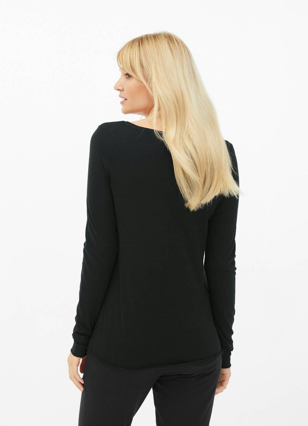 Juvia Longsleeve Saisonale Angebote