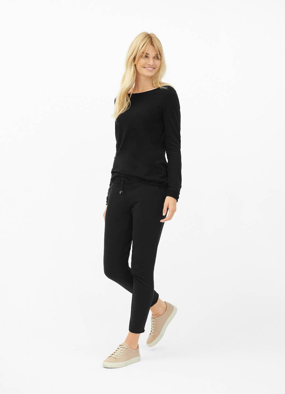Juvia Longsleeve Saisonale Angebote