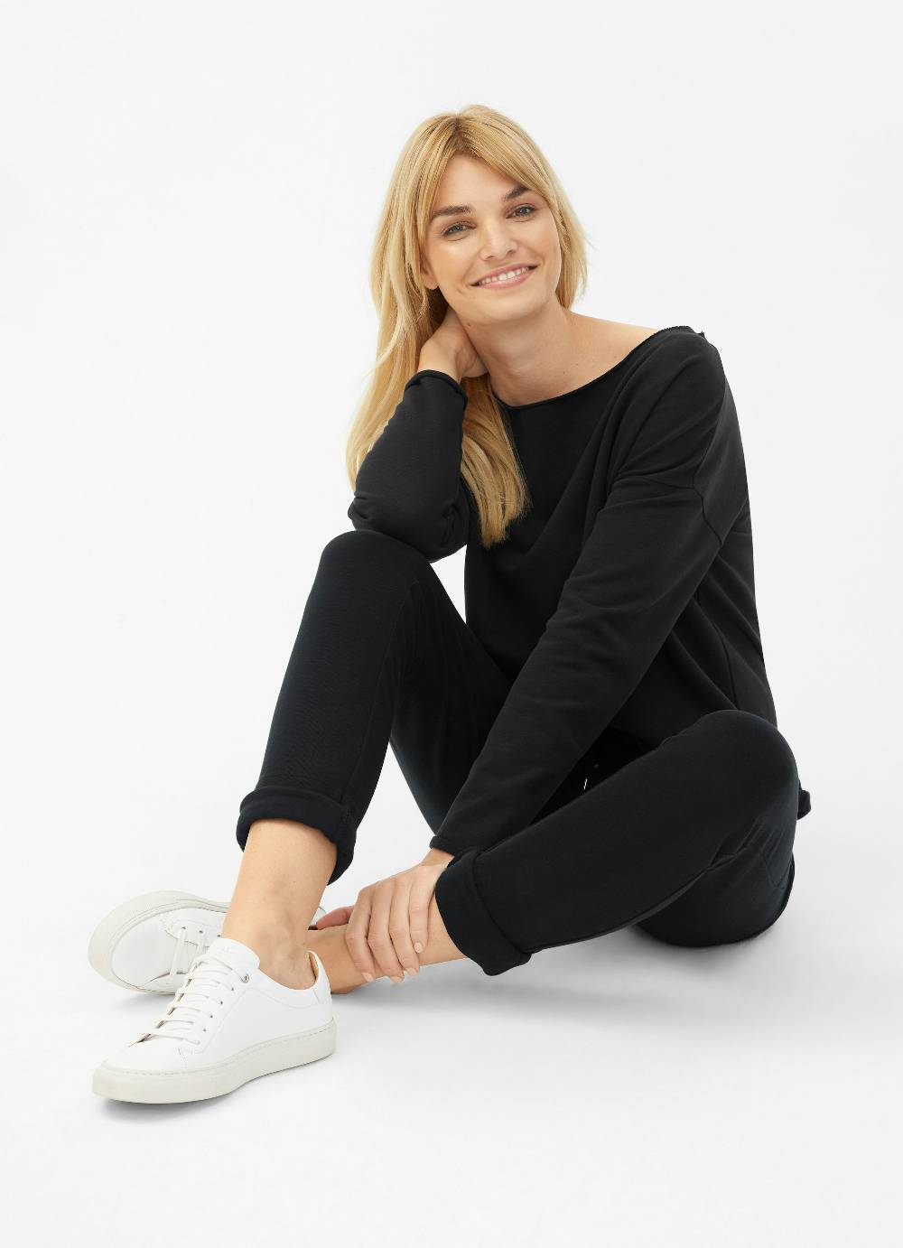 Juvia Loose Fit - Sweatpants Bis zu 60% Rabatt