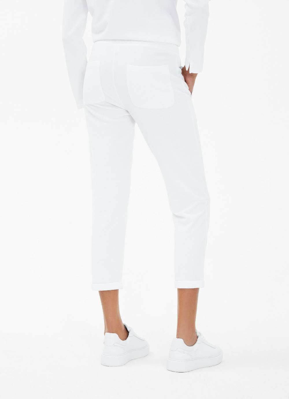 Juvia Casual Fit - Sweatpants Speichern exportieren
