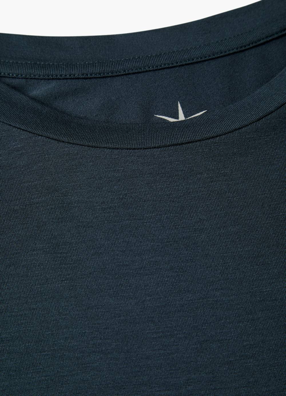 Juvia T-Shirt 50% Rabatt für begrenzte Zeit