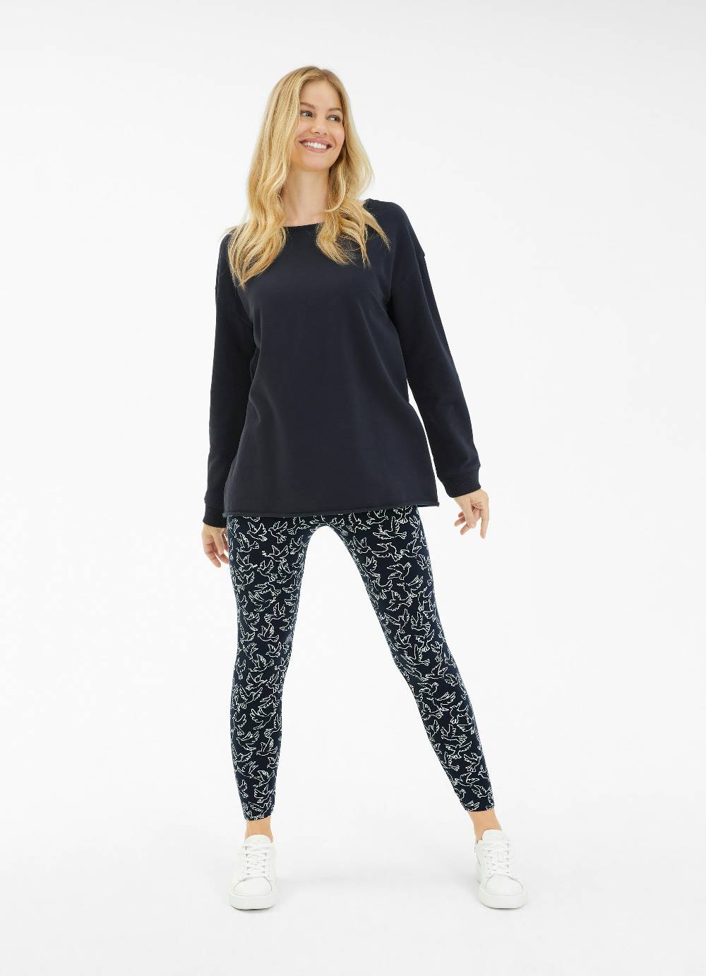 Juvia Oversized - Sweatshirt Schlussverkauf