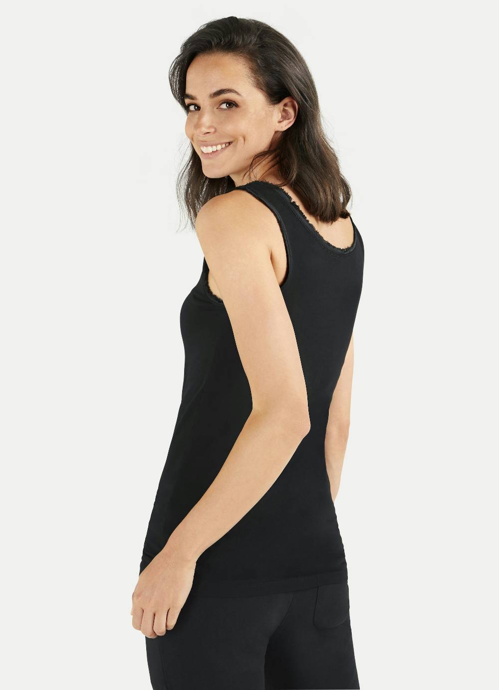 Juvia Top Meist gekauft