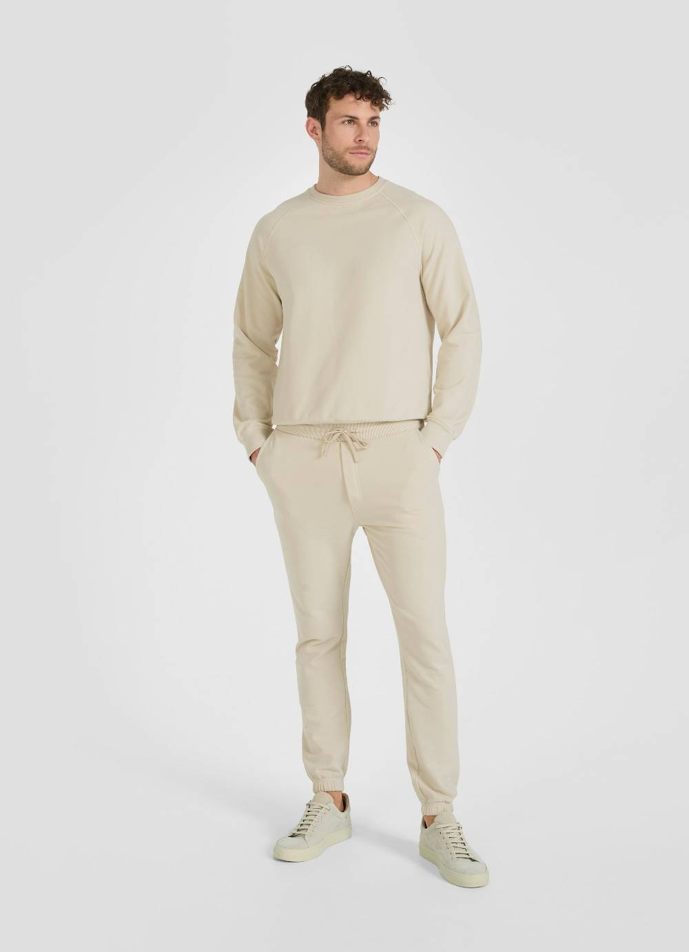 Juvia Regular Fit - Sweatpants Begrenztes Angebot