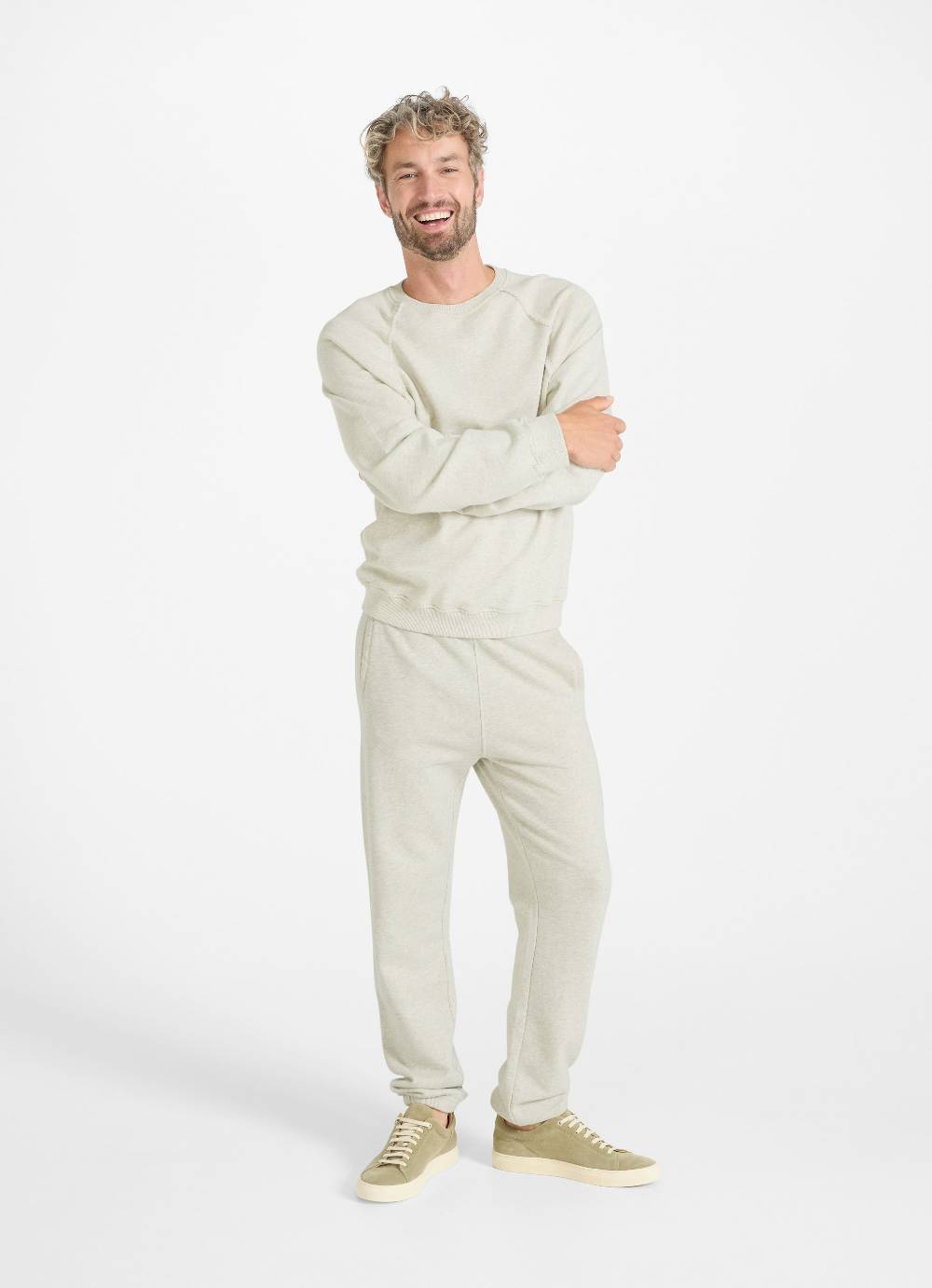 Juvia Casual Fit - Sweatpants Neuheiten