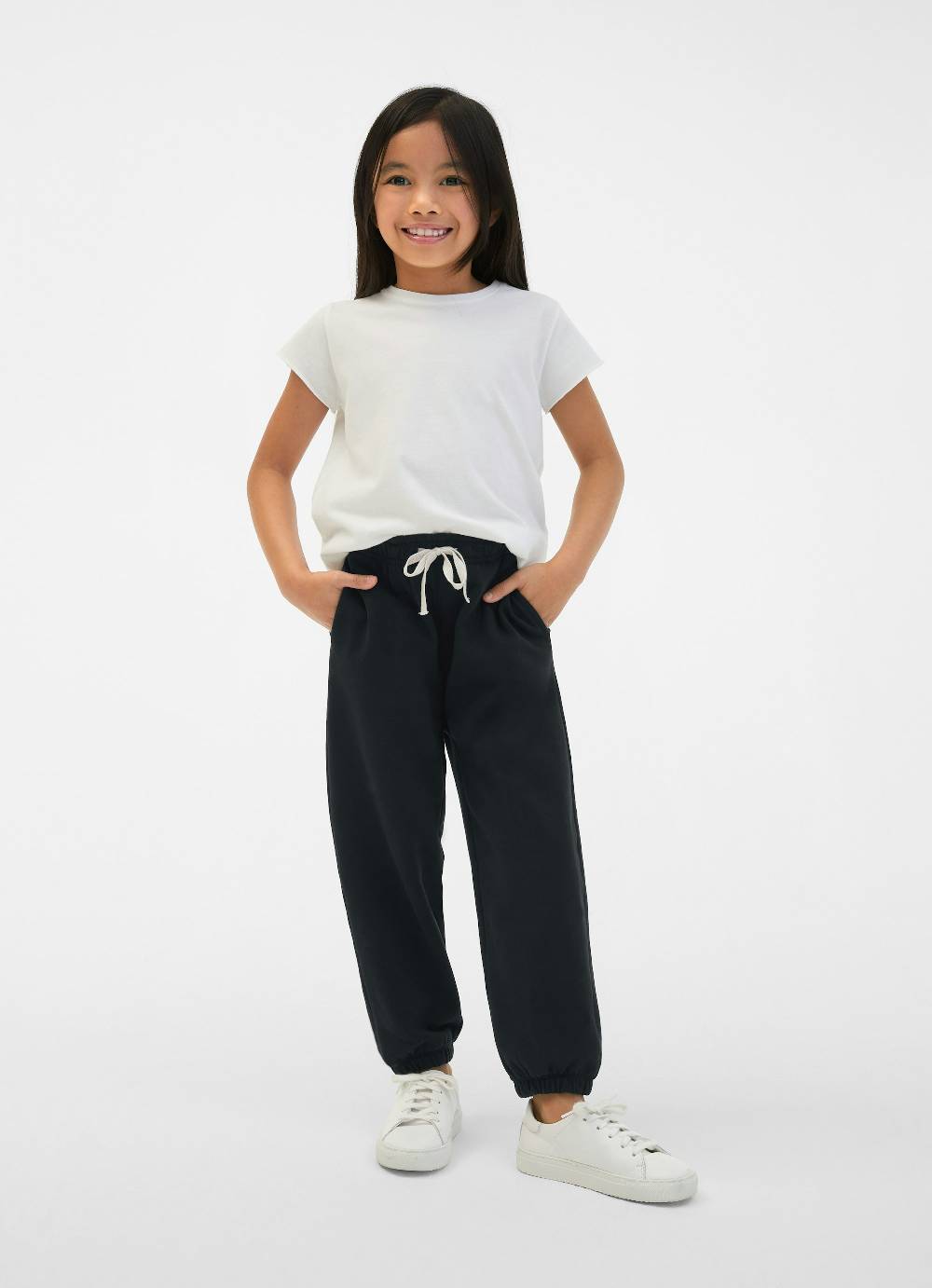 Juvia Baggy Fit - Sweatpants