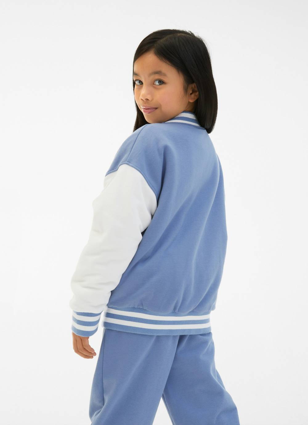 Juvia Collegejacke Schlussverkauf