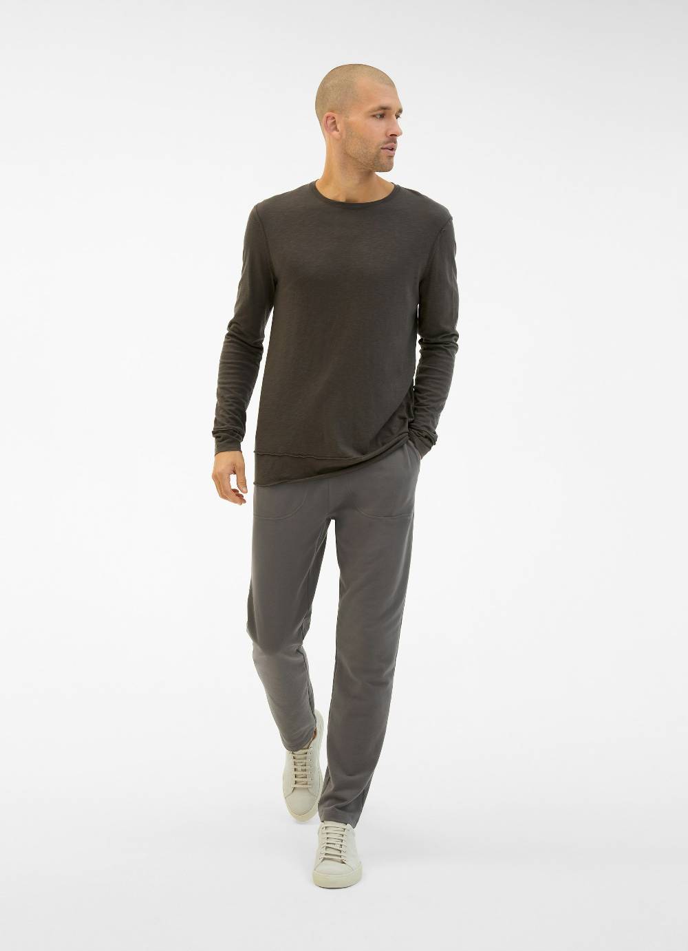 Juvia Longsleeve 50% Rabatt mit kostenlosem Versand