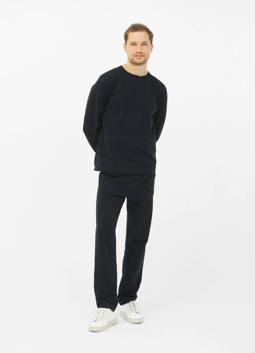 Juvia Regular Fit - Sweatpants Online