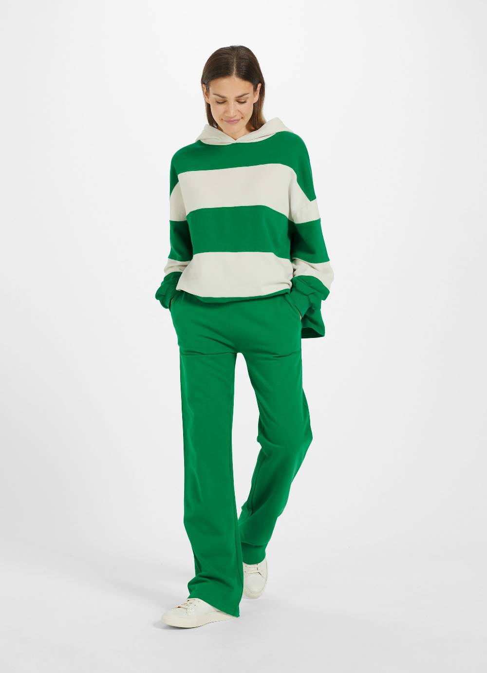 Juvia Wide Leg Fit - Sweatpants Flash Sale
