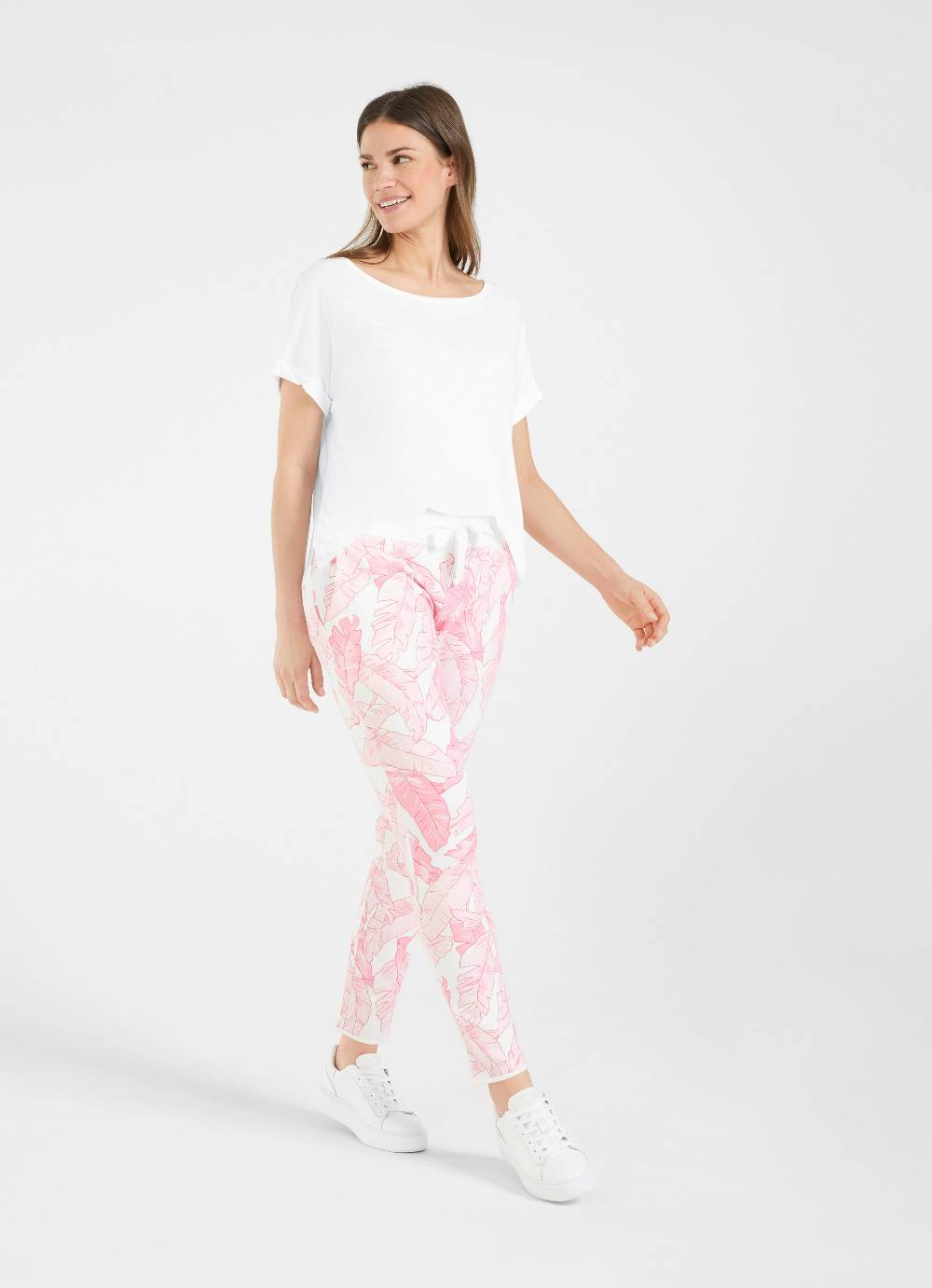 Juvia Slim Fit - Sweatpants Blitzangebot