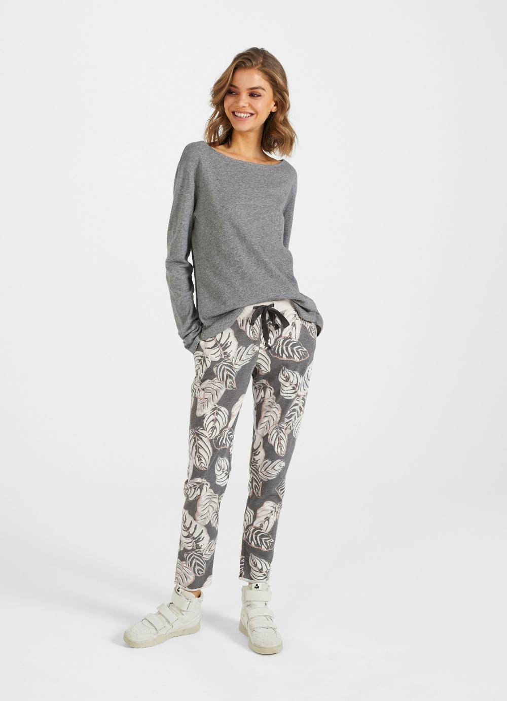 Juvia Slim Fit - Sweatpants Große Rabatte