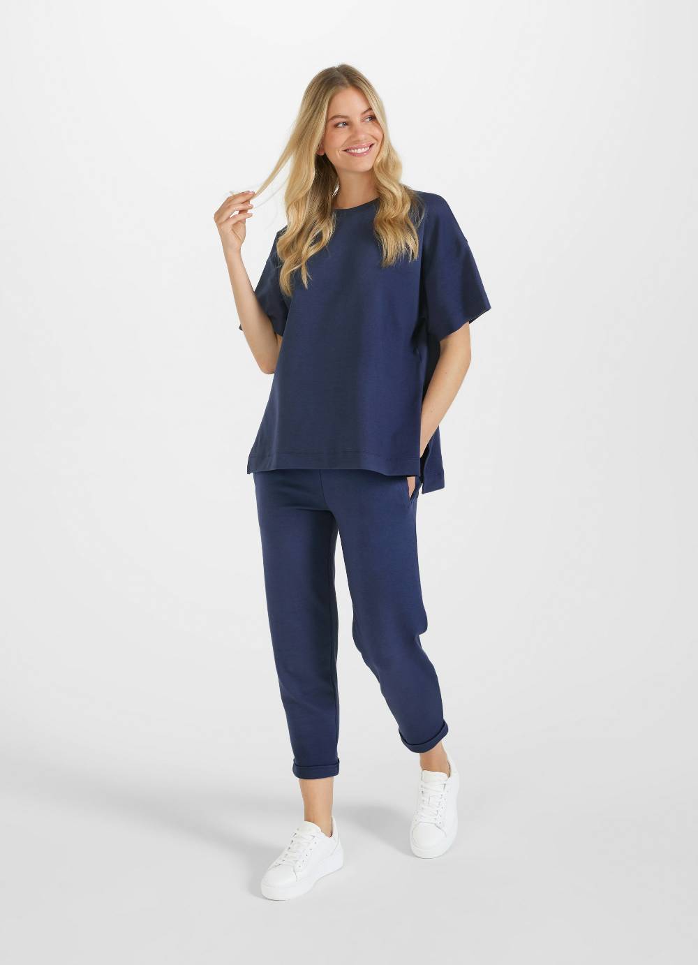 Juvia Casual Fit - Sweatpants VIP-Rabatte
