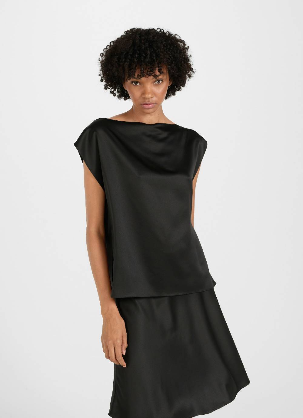Juvia Satin - Shirt