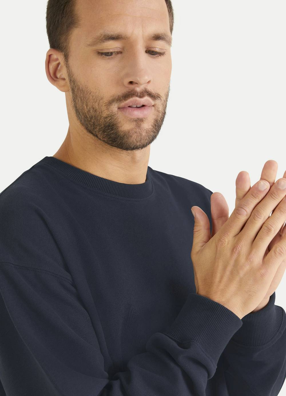 Juvia Oversized - Sweatshirt 50% Rabatt mit kostenlosem Versand