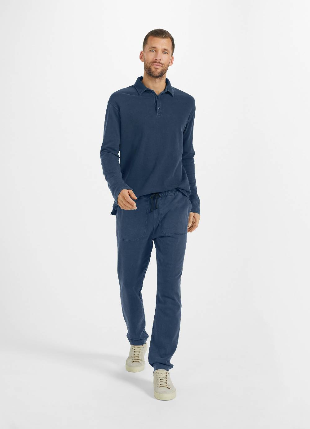 Juvia Regular Fit - Sweatpants Super Sparpreis