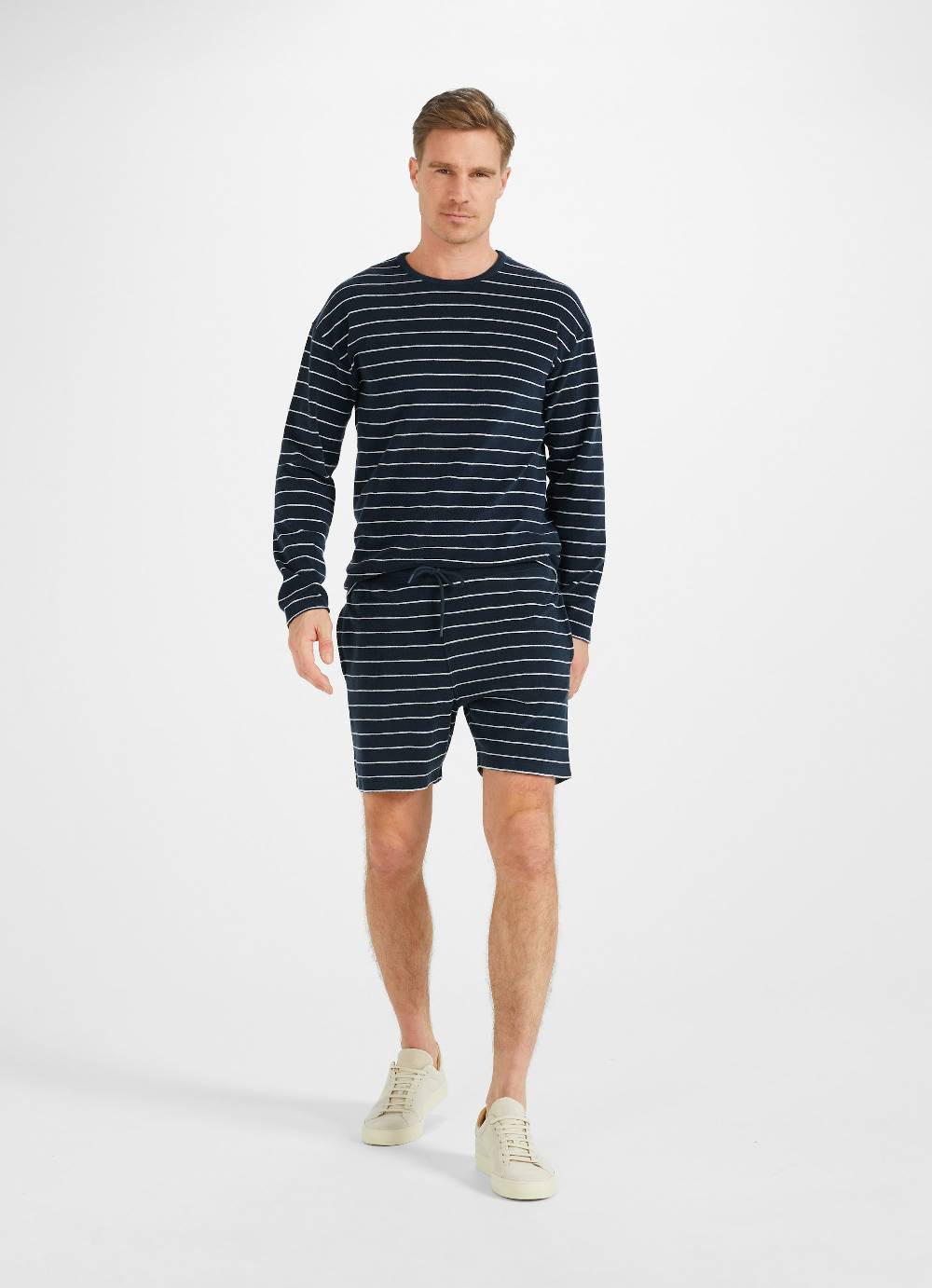 Juvia Frottee - Shorts Kostenloser Versand international