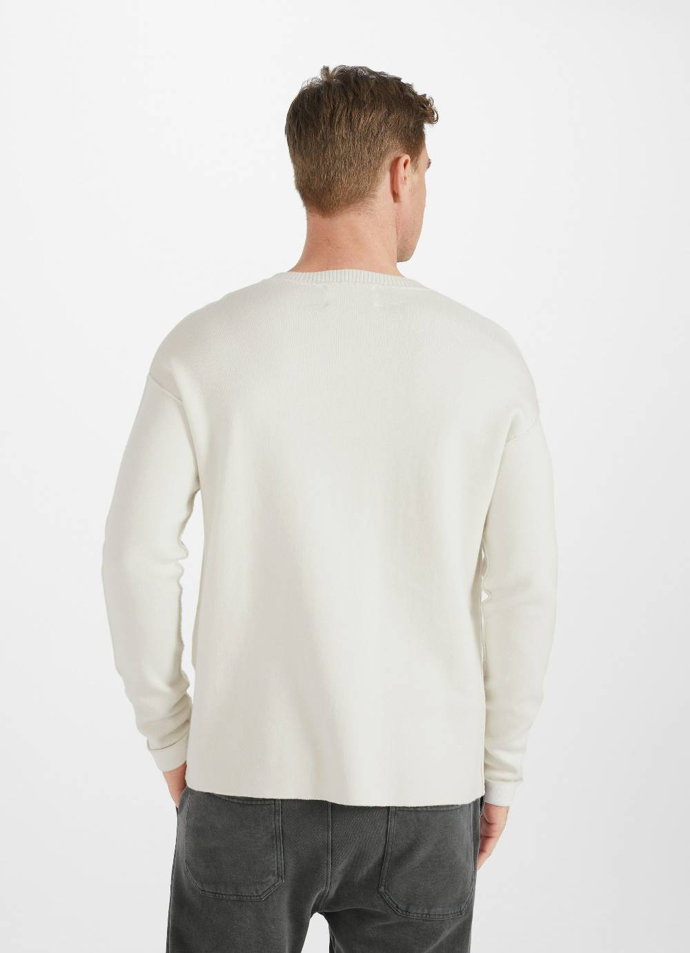 Juvia Sweater Outlet