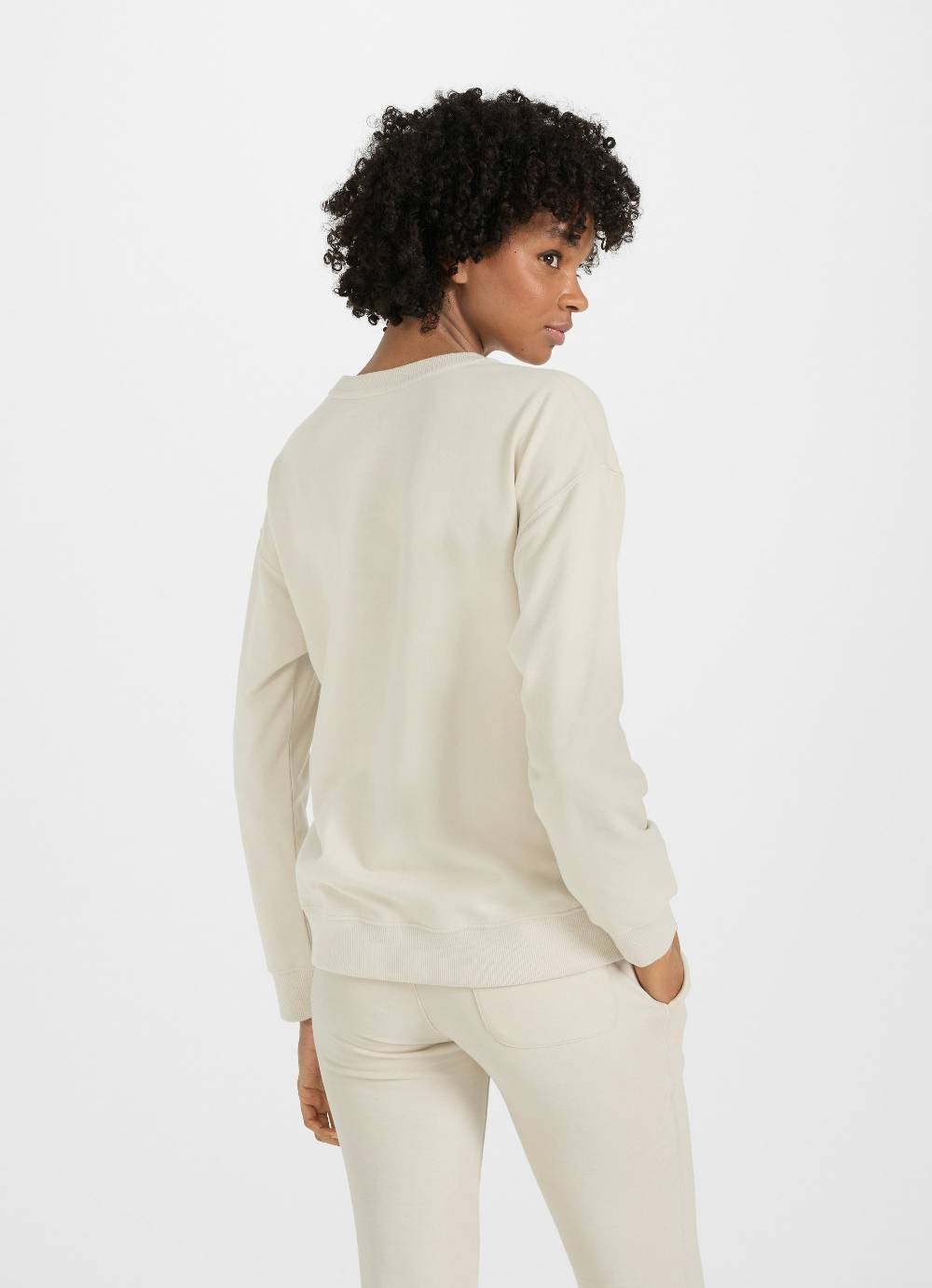 Juvia Sweatshirt Vierteljährliche Förderung