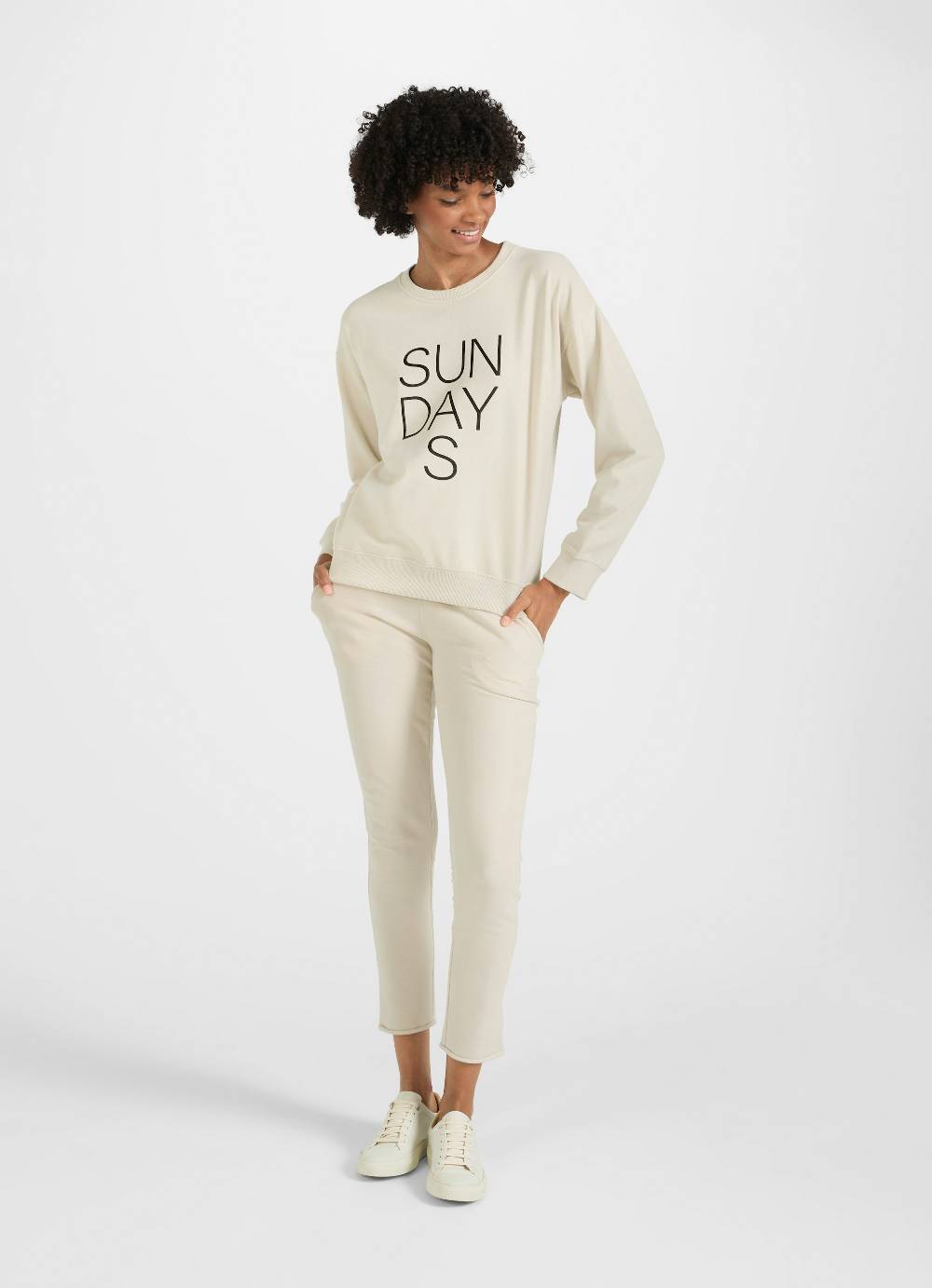 Juvia Sweatshirt Vierteljährliche Förderung
