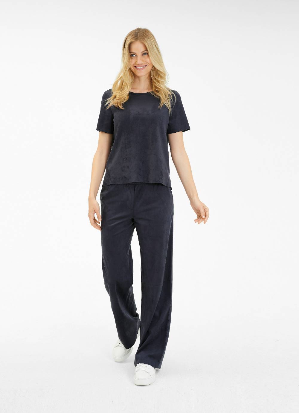 Juvia Tech Velours - Marlenehose Kostenloser Versand