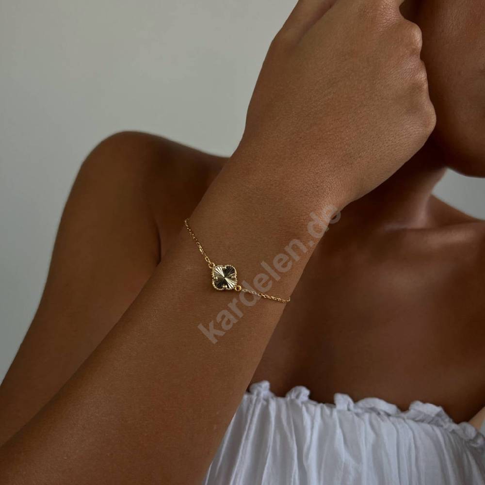 Kardelen 14K GOLD KLEE ARMKETTE II Begrenzte Freigabe