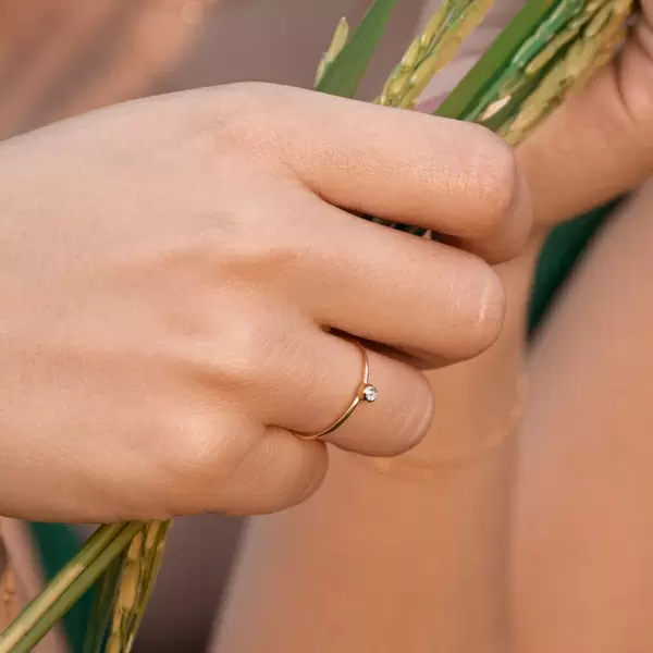 Leaf Jewelry Ring "my first diamond", 14 K Gelbgold Tägliche Deals