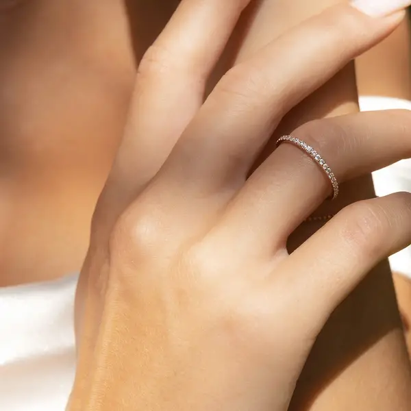 Leaf Jewelry Memoryring mit Diamanten, 18 K Weißgold Vatertagsangebot