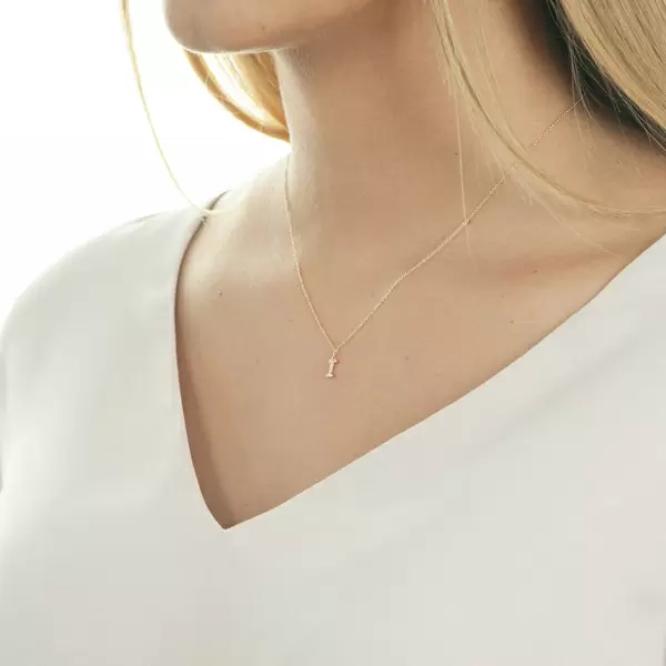 Leaf Jewelry Halskette Letter "I", 14 K Rosegold mit Diamanten Neueste Mode